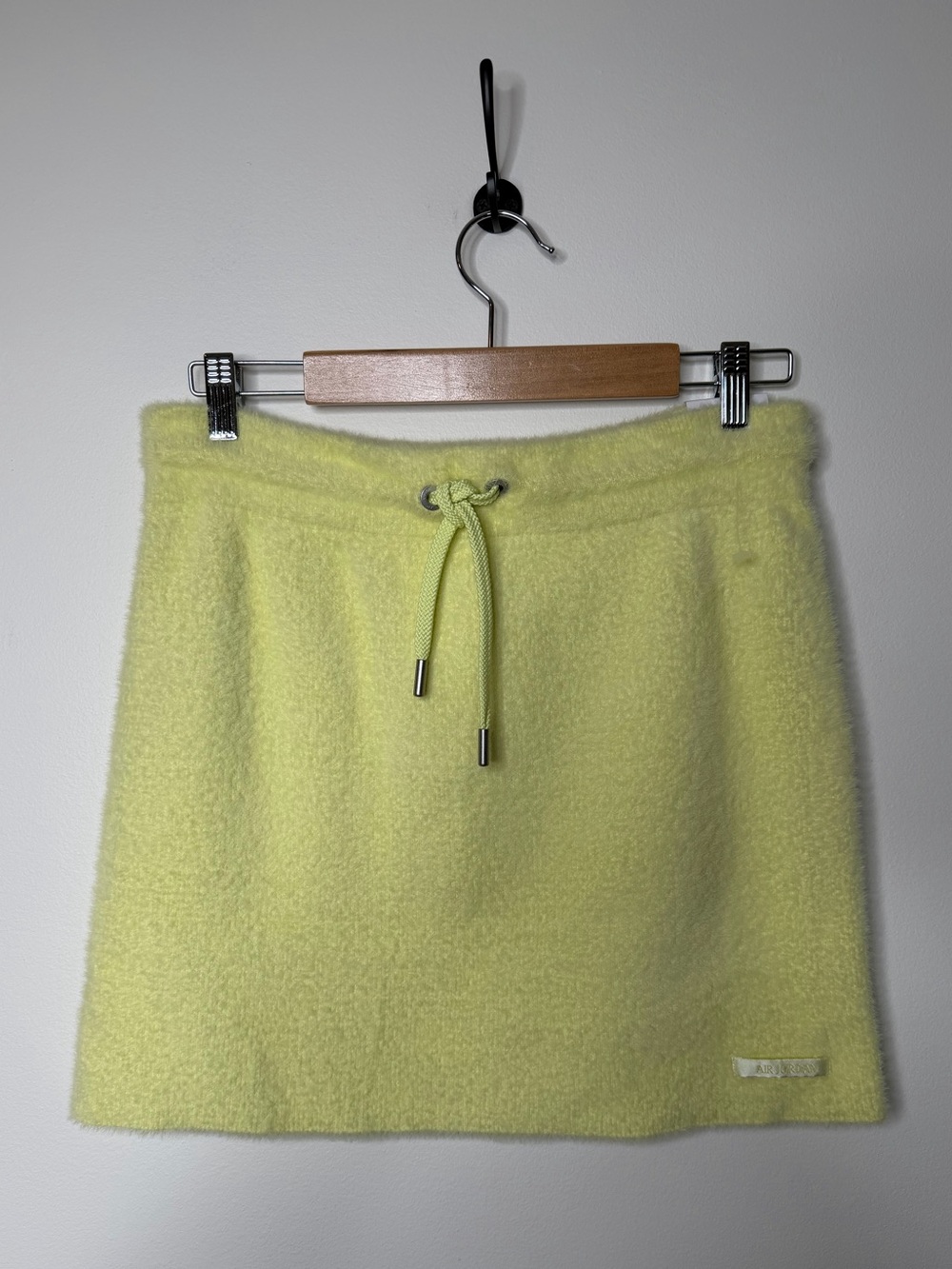 NWT Air Jordan Fuzzy Knit Mini Skirt Luminous Green Yellow Size M